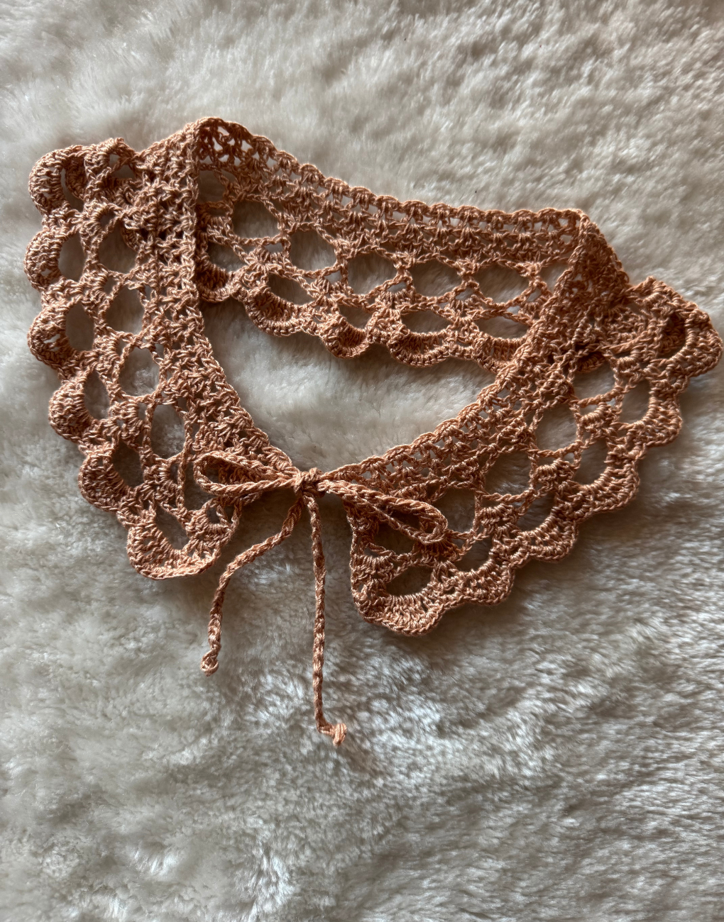 Cuello decorativo tejido a mano crochet