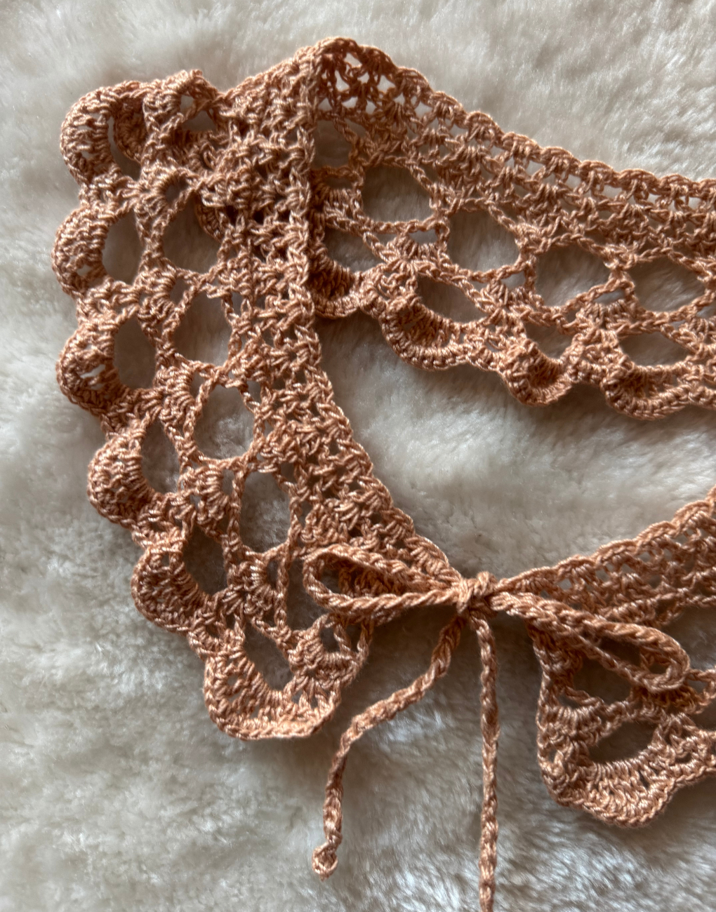 Cuello decorativo tejido a mano crochet