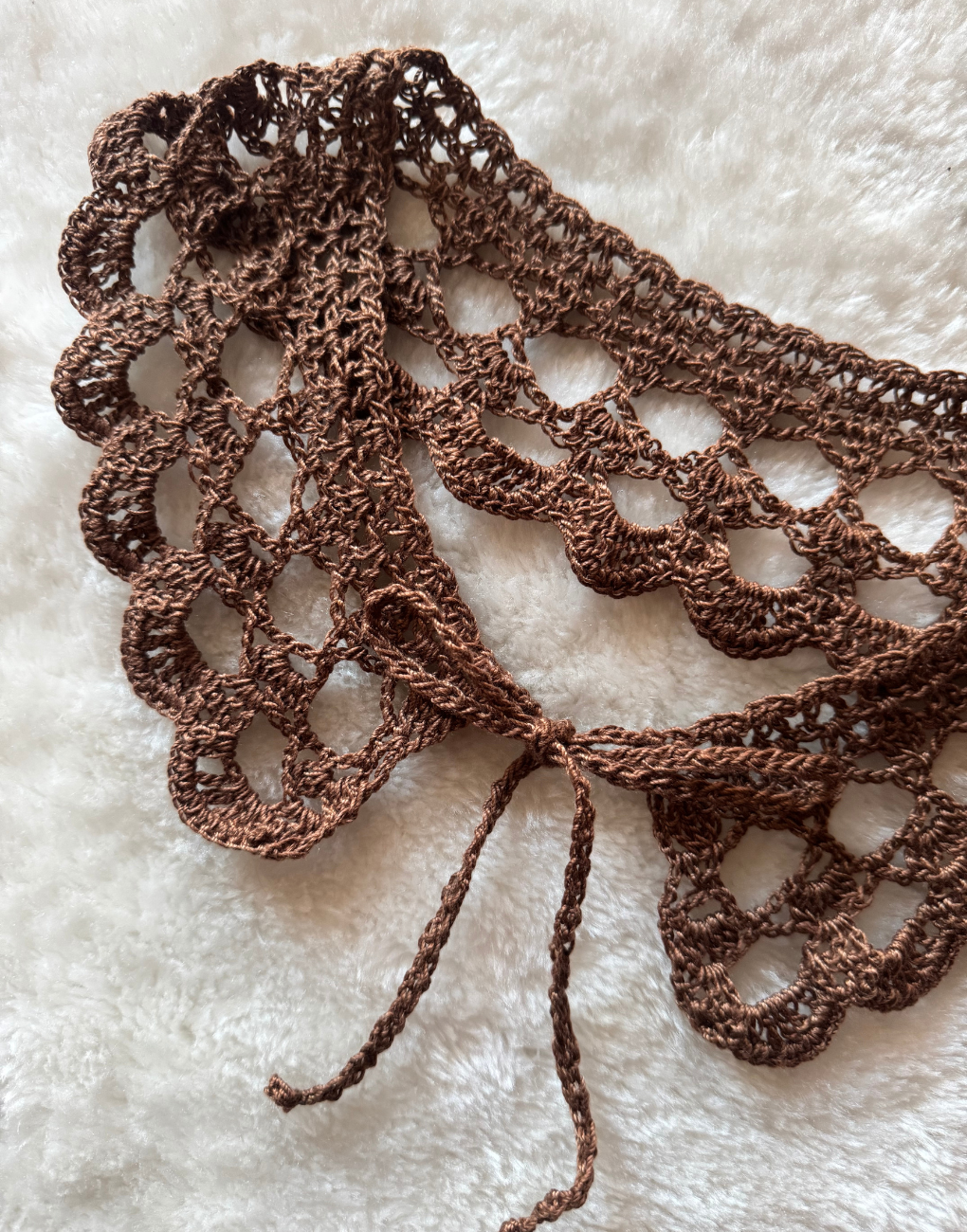 Cuello decorativo tejido a mano crochet