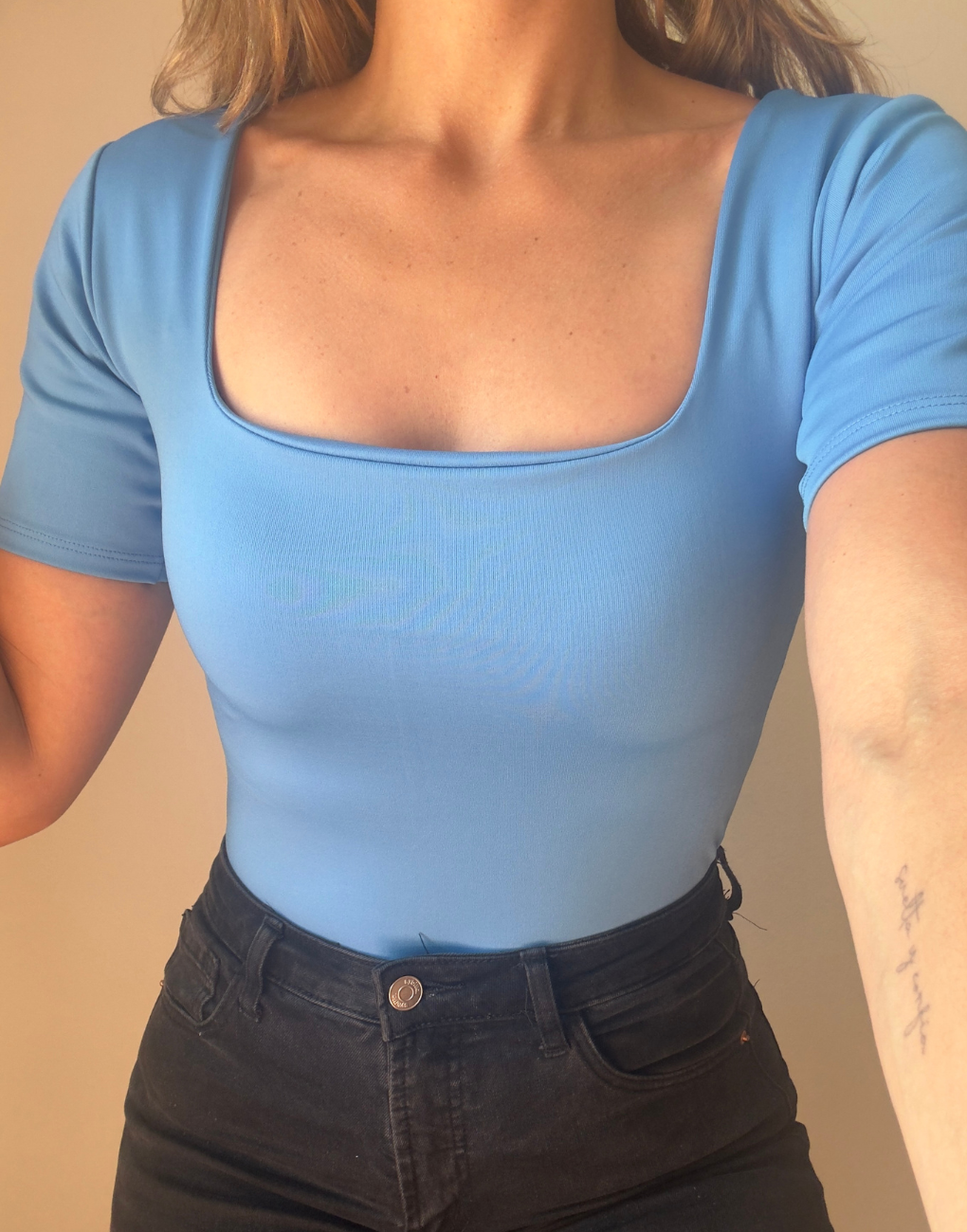 Body moldeador cuello cuadrado celeste talla M