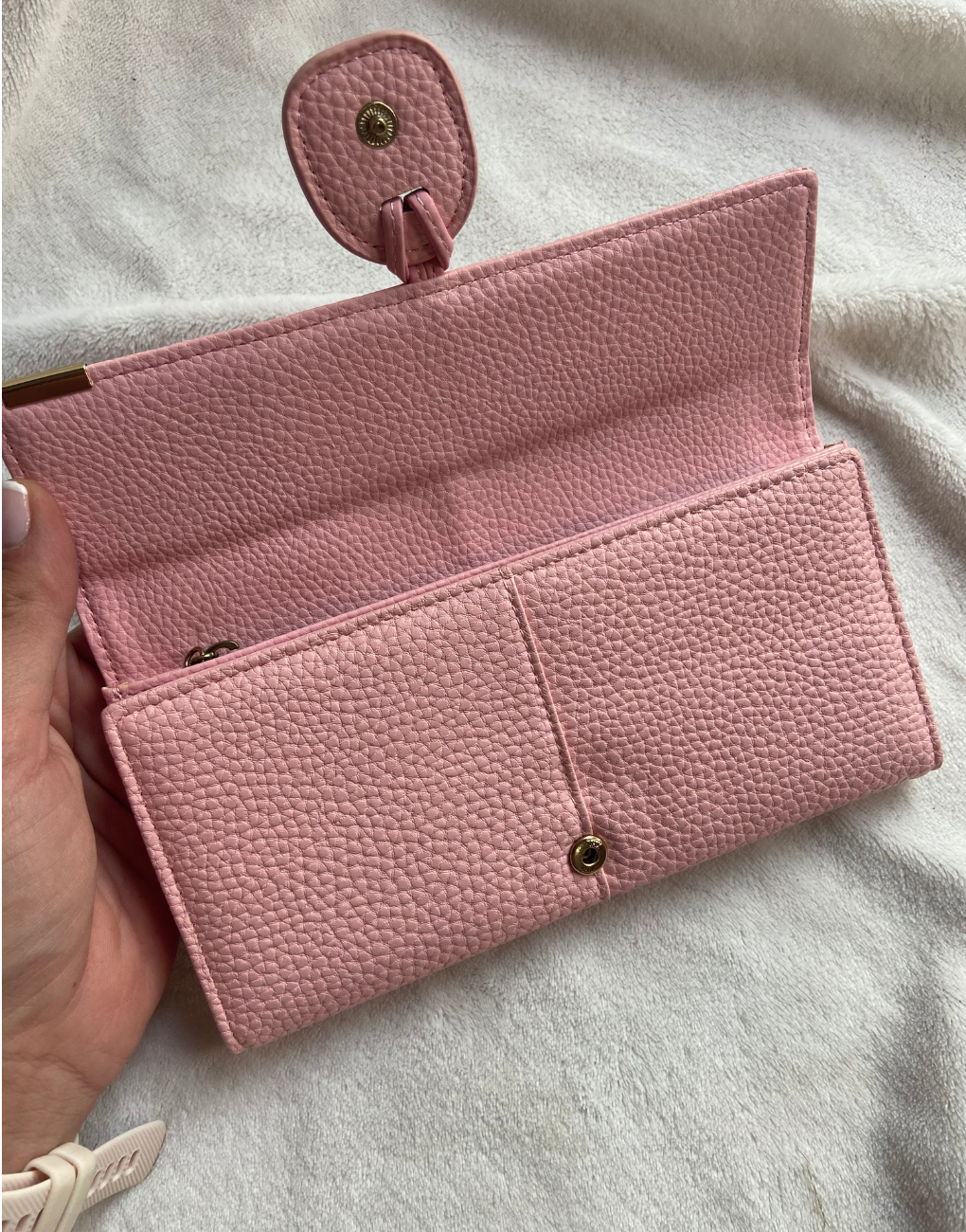 Billetera de mujer rosa