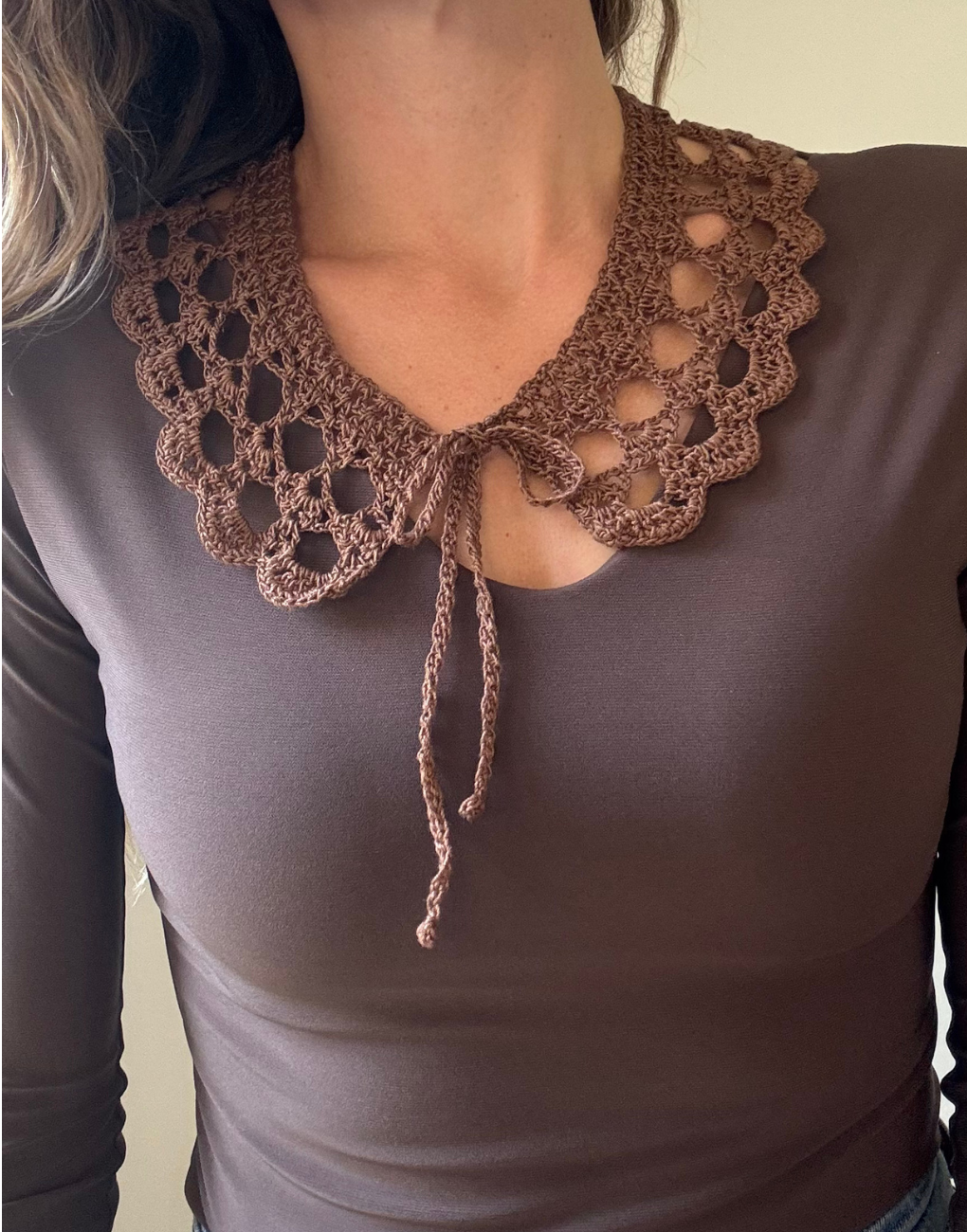 Cuello decorativo tejido a mano crochet