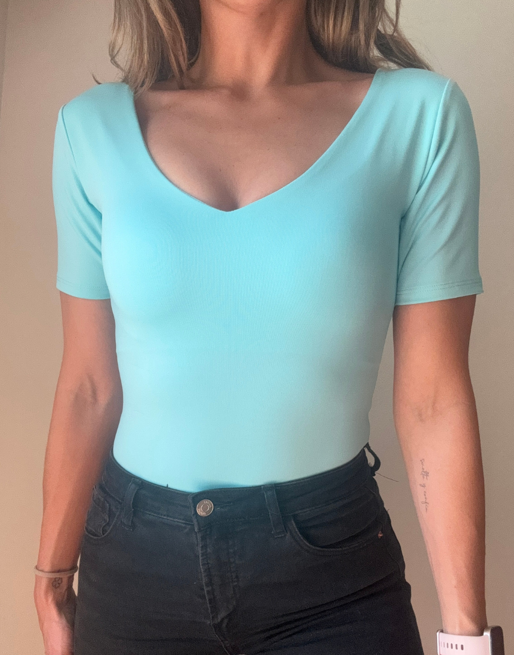 Body moldeador cuello en V manga corta talla L