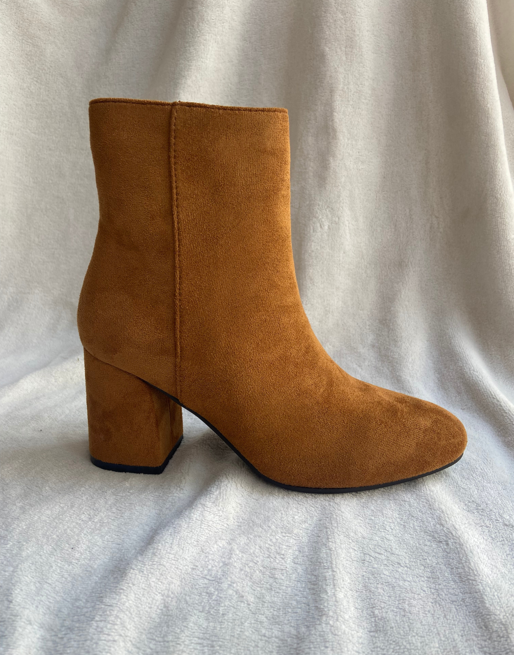 Botines de gamuza Alexa camel