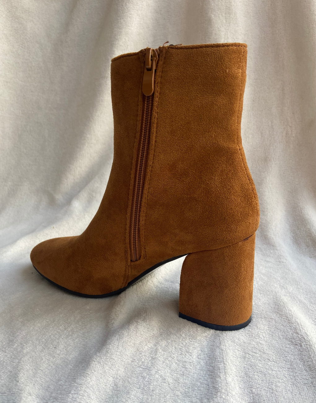 Botines de gamuza Alexa camel